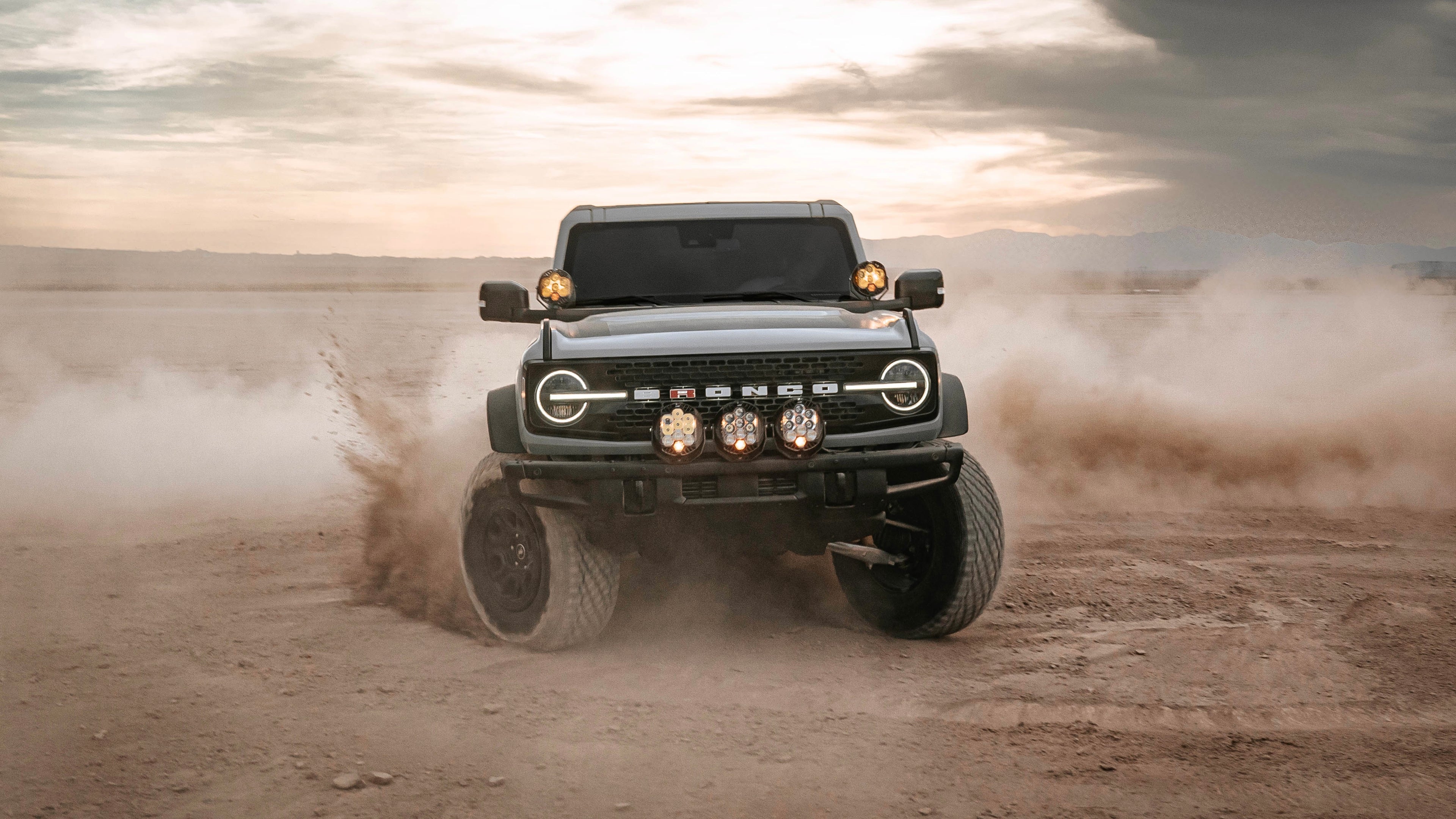 Image of Ford Bronco 2021-2025.