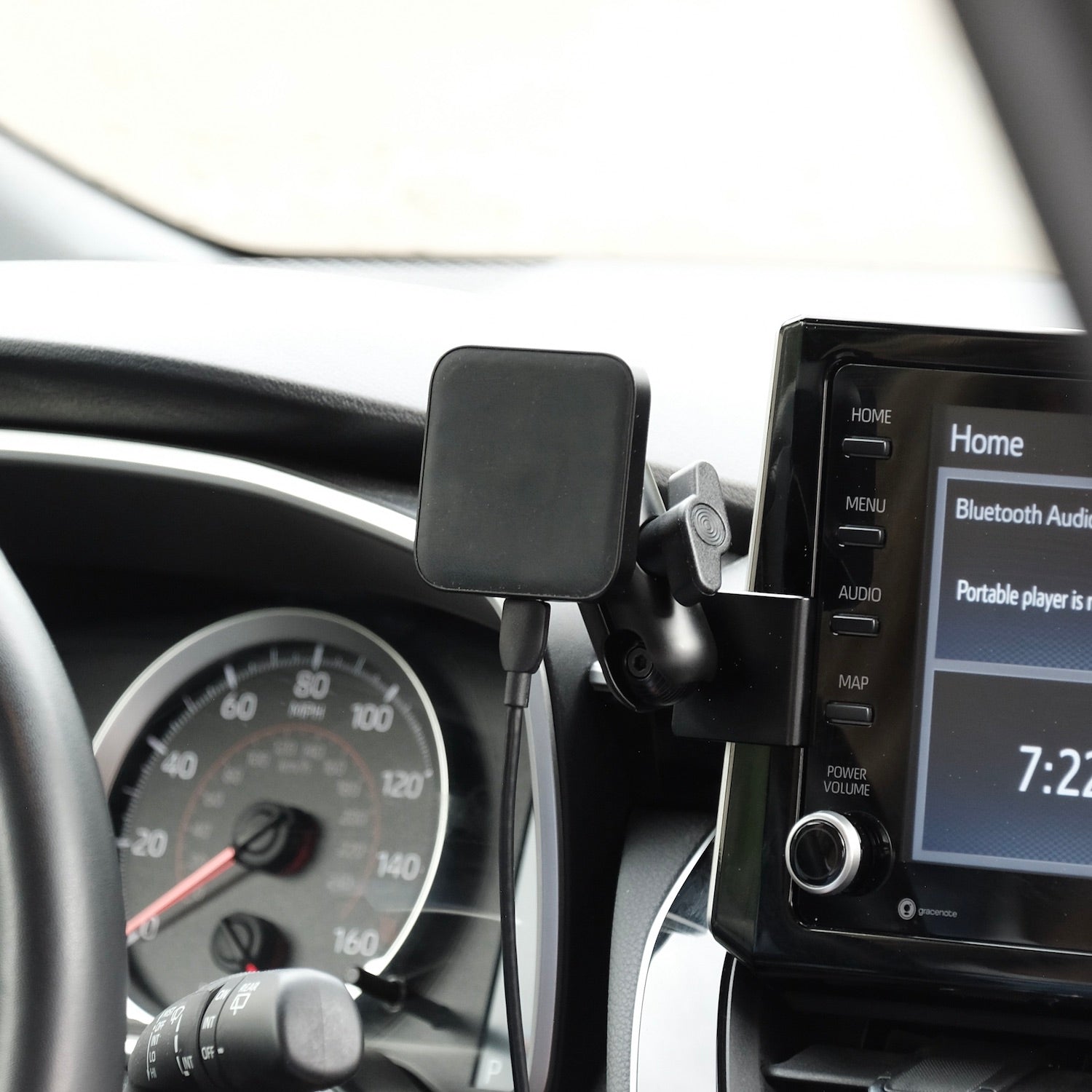Toyota Corolla (2020-2024) Magnetic Charging Phone Mount