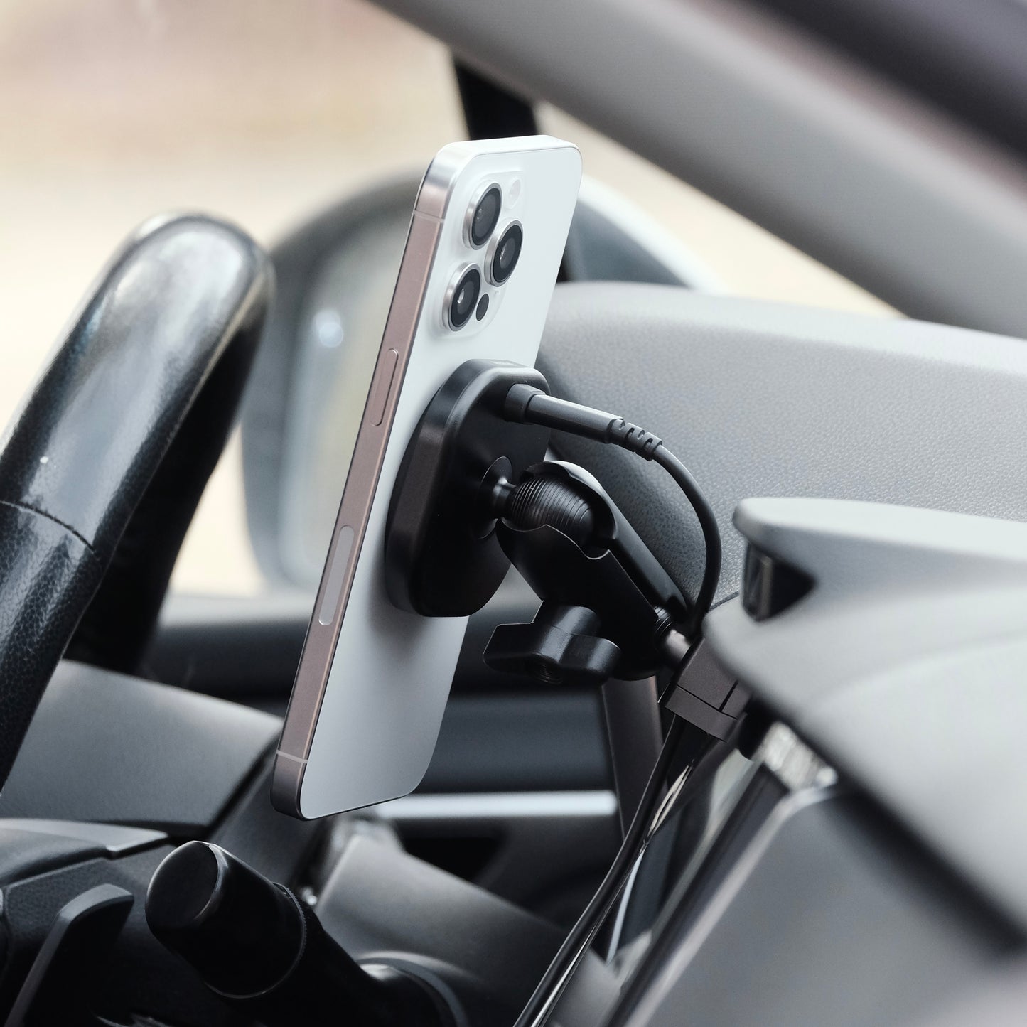 Subaru Outback | Legacy 2020-2025 MagSafe Phone Mount