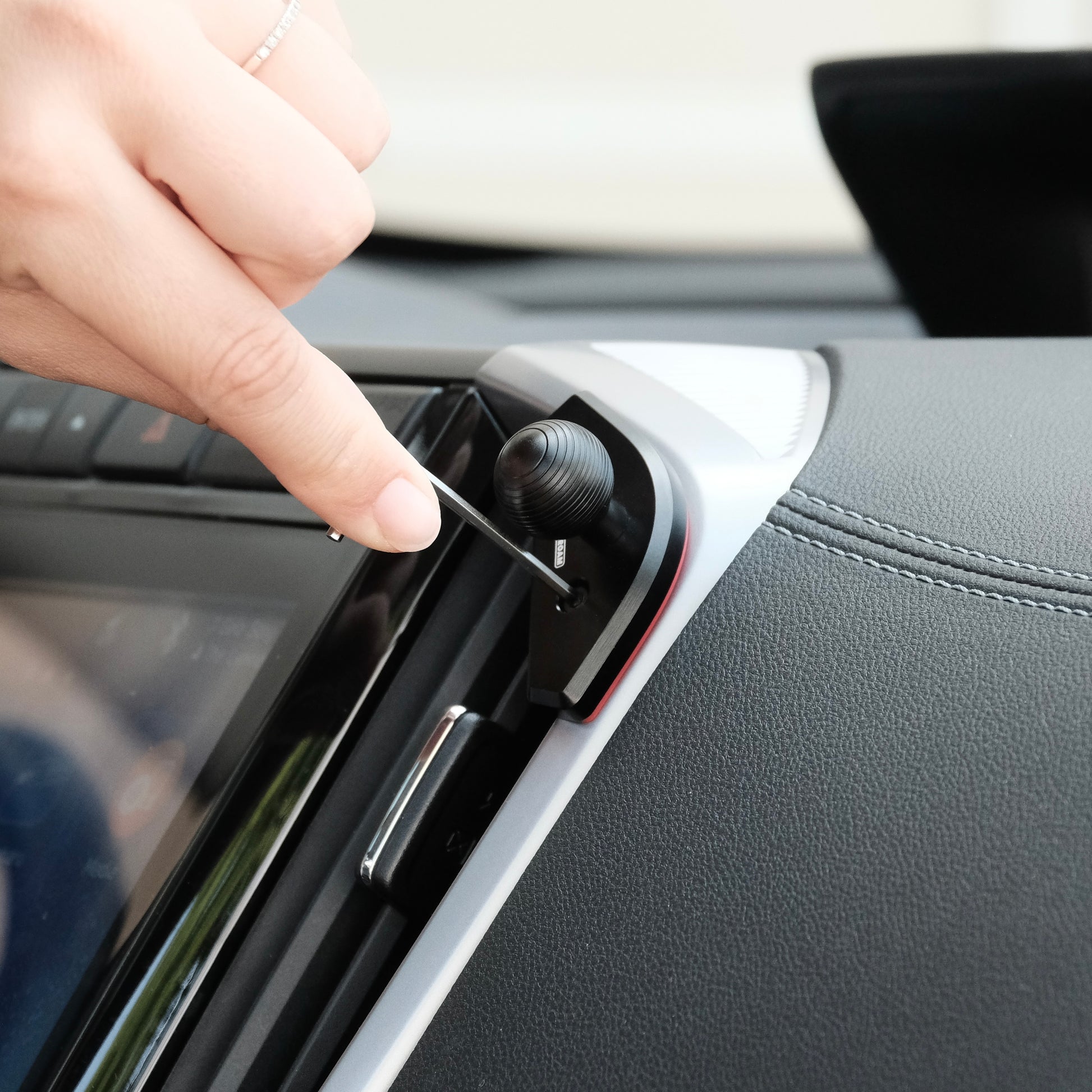 Image of Offroam Mounting Base installed securely in Subaru Ascent 2019-2022. This premium all metal phone mounting base installs easily without drilling or glue. Perfect placement without blocking screens, driver view, or air flow.