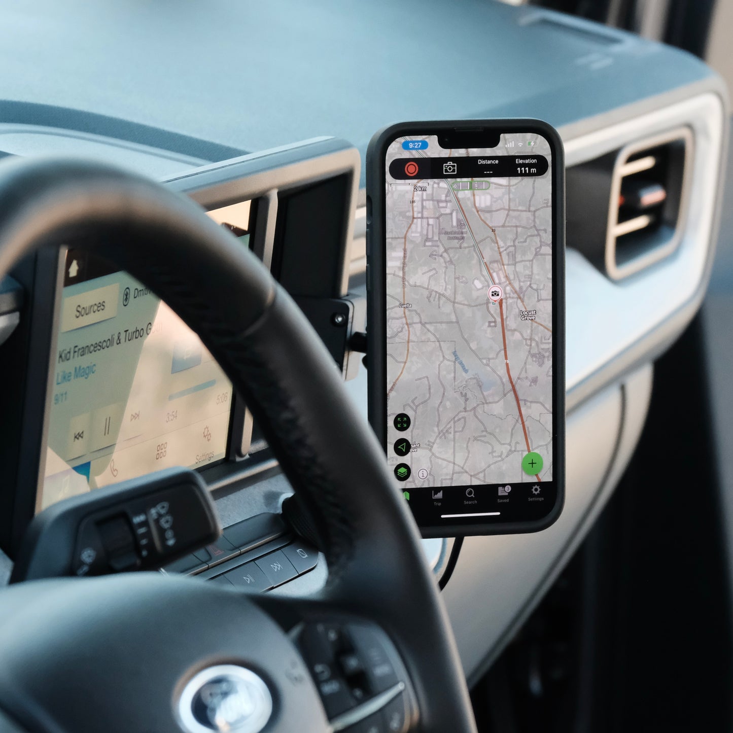 Ford Maverick 2022-2024 Magnetic Charging Phone Mount - Offroam