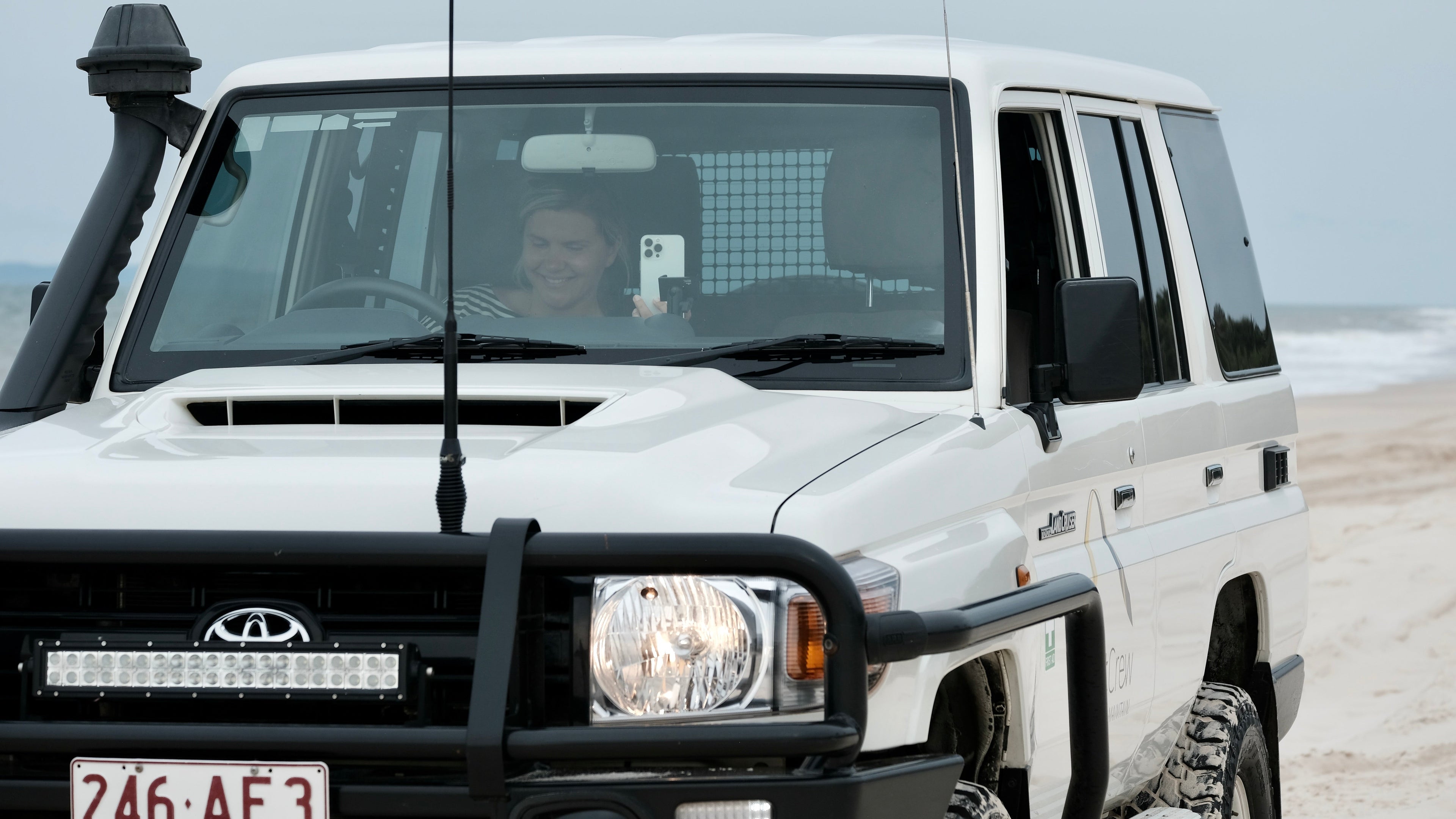 Image of Offroam Phone Mount for Toyota Land Cruiser 70 2007-2026.