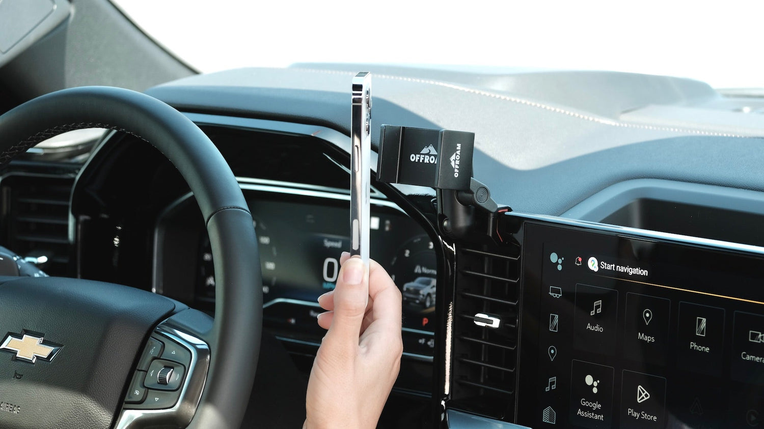 Chevy Silverado 2022 2023 Phone Mount for 13.4" touchscreen