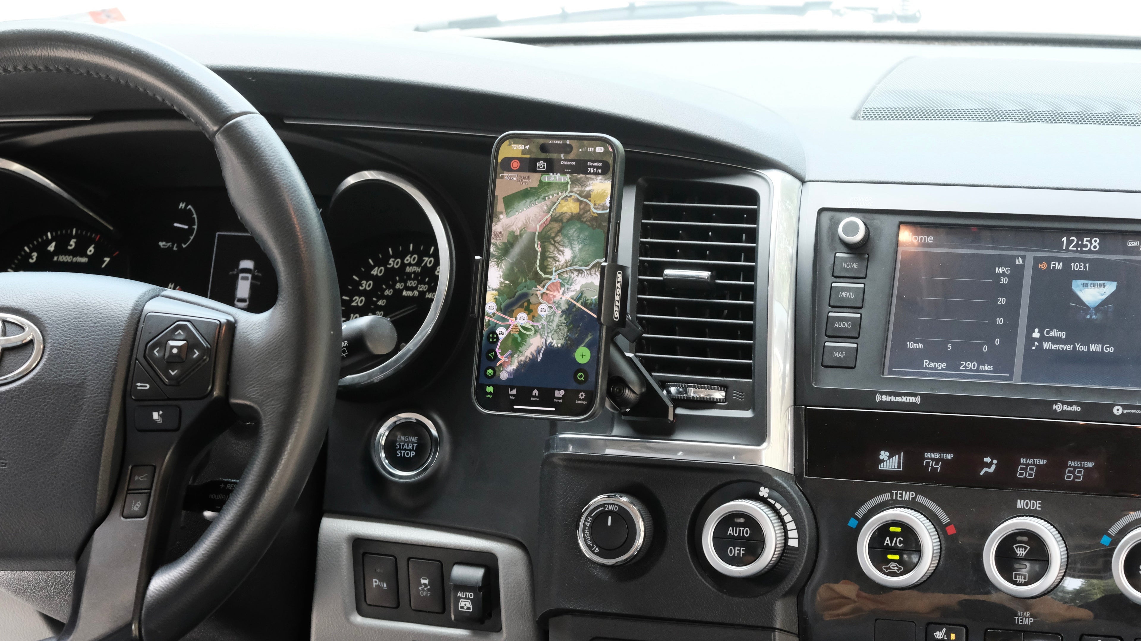 Toyota Sequoia 2008-2022 Phone Mounts