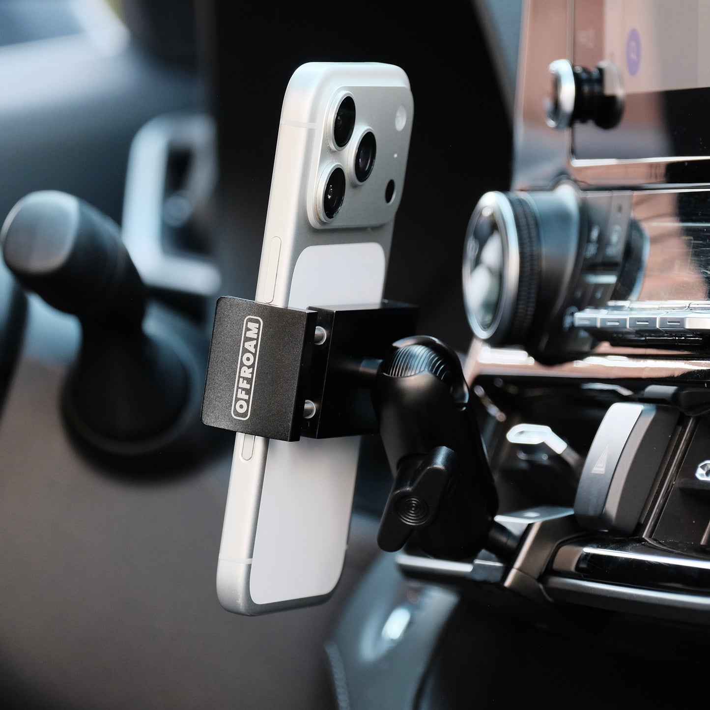 Toyota Highlander 2020-2026 Phone Mount