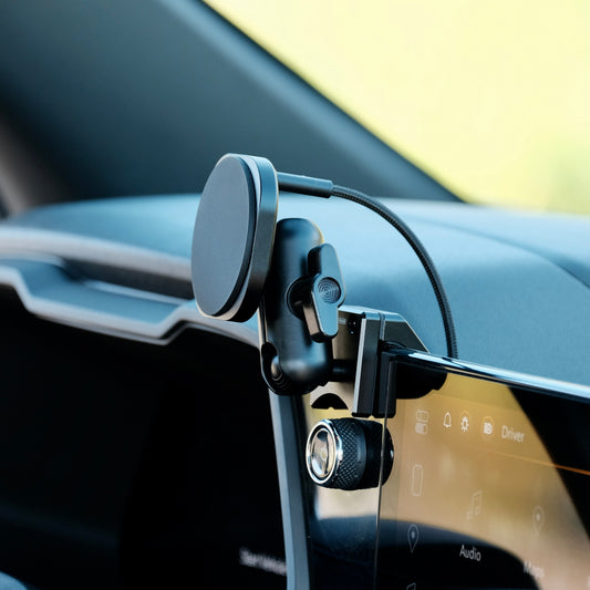 Chevrolet Colorado | GMC Canyon 2023-2027 MagSafe-compatible Phone Mount