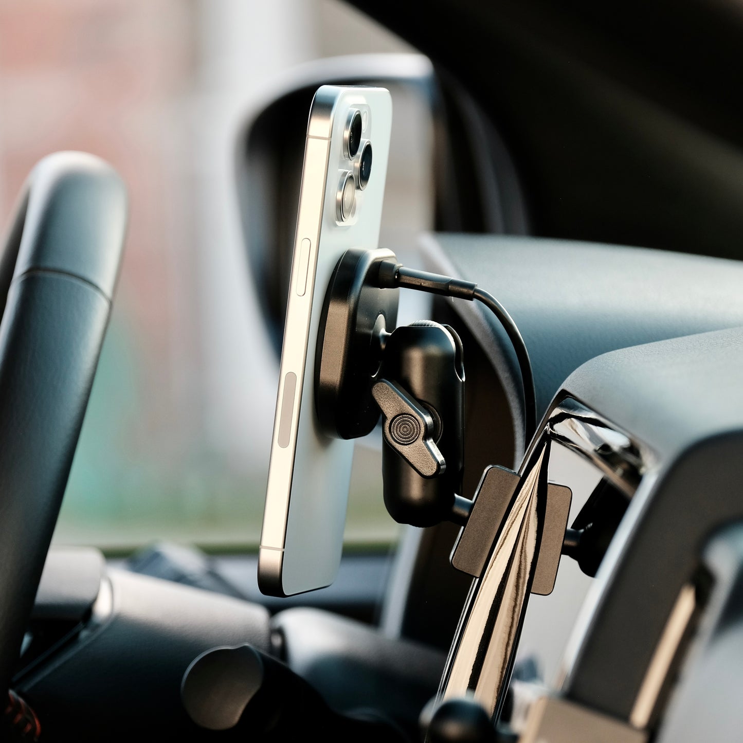 Nissan Frontier 2022-2024 MagSafe-compatible Phone Mount, Dashboard Side