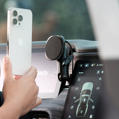 Rivian R1T | R1S 2022-2025 MagSafe-compatible Phone Mount