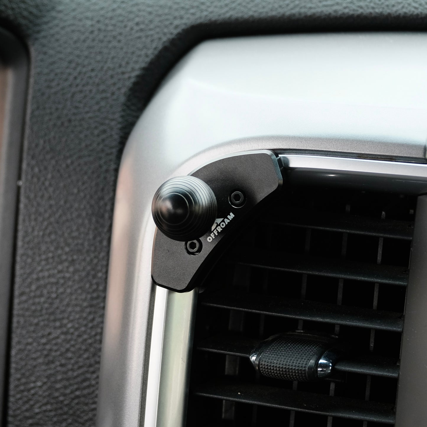 Ram 1500/2500/3500 2013-2018 & Ram Classic 2019-2024 Mounting Base