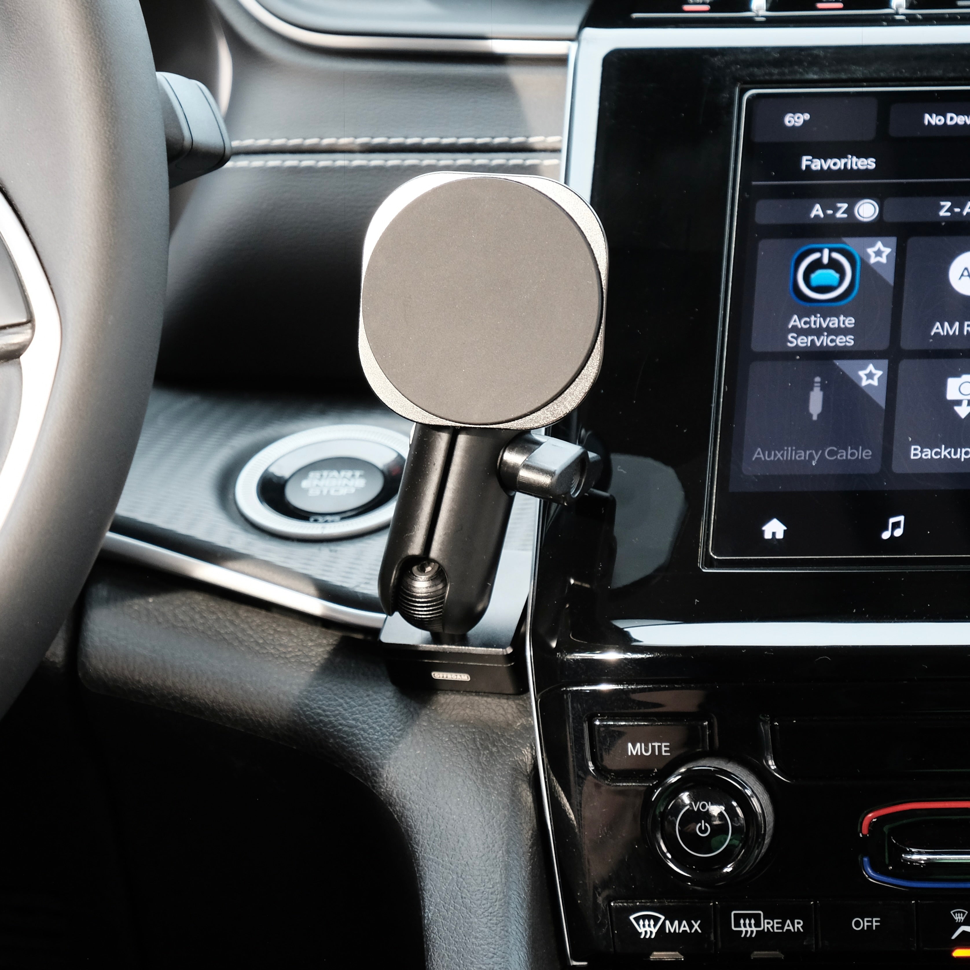 iPhoneアクセサリー urur_k69 2022-2026 Jeep Grand Cherokee MagSafe-compatible Phone Mount – OFFROAM