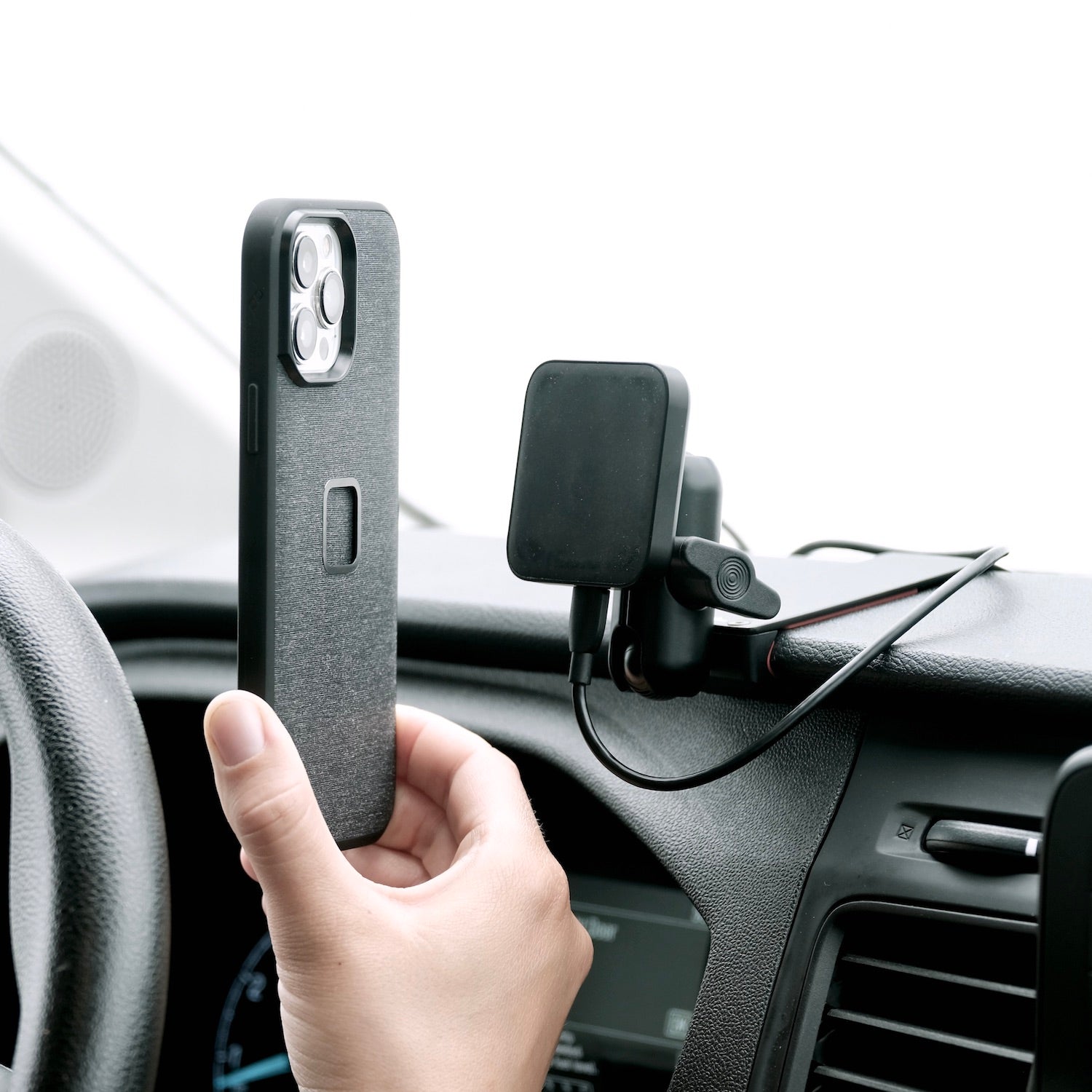 Ford Transit 2020-2023 MagSafe phone holder
