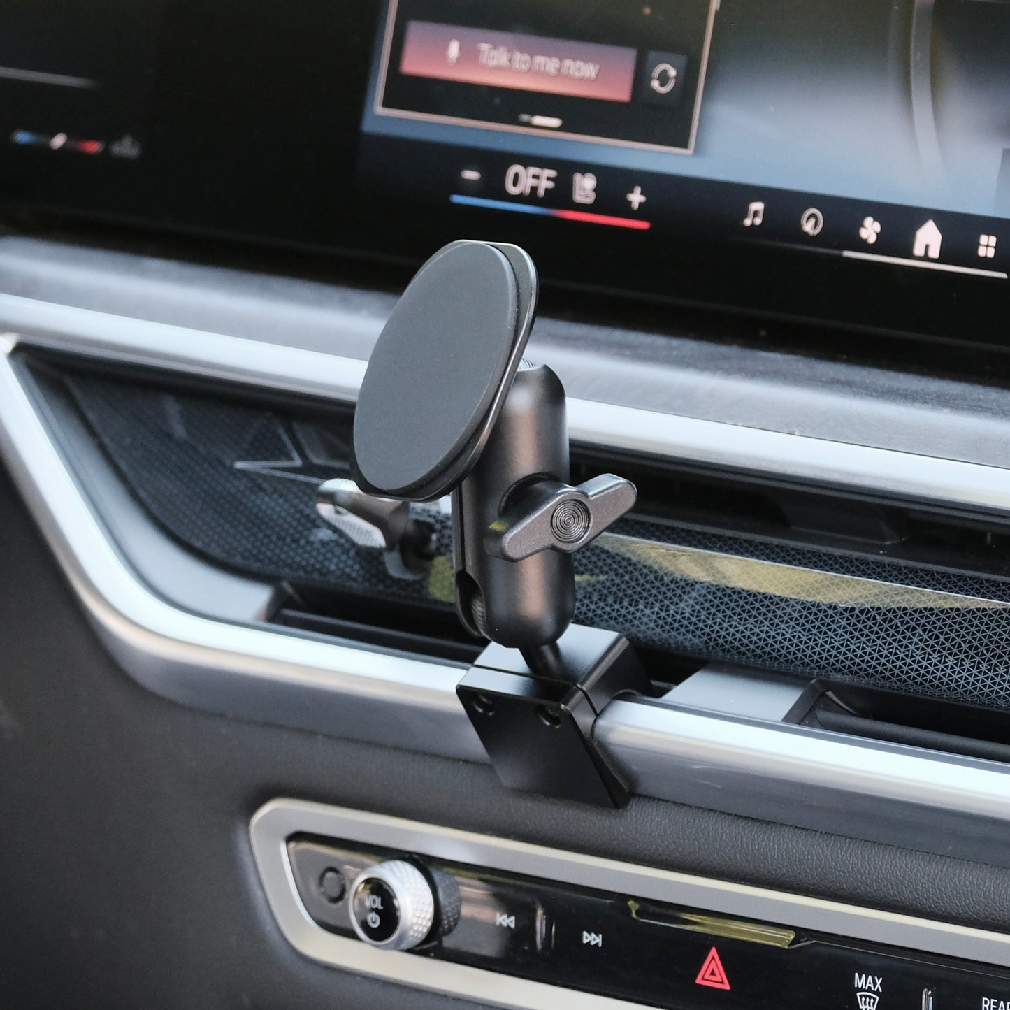 BMW X5 2024-2026 MagSafe-compatible Phone Mount