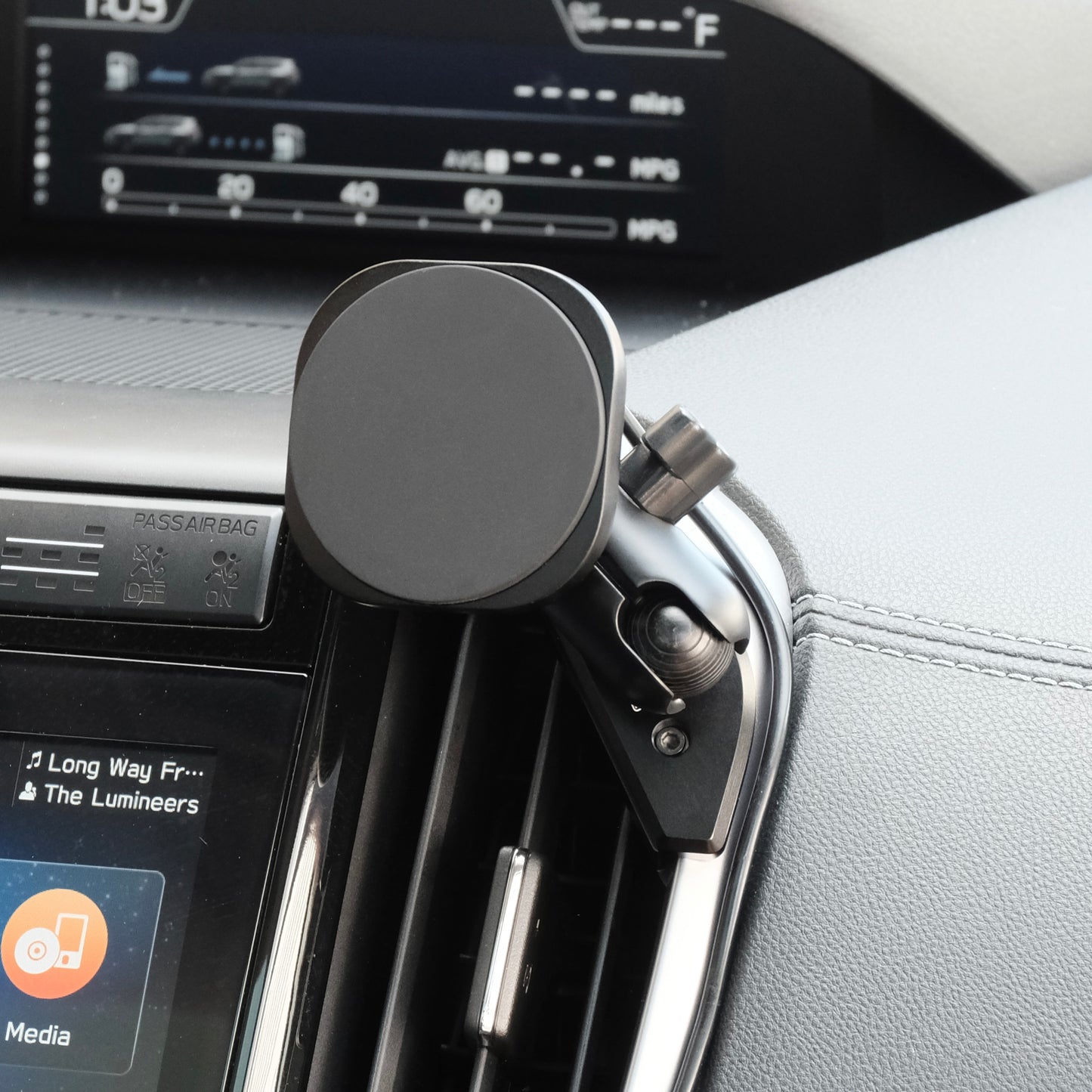 Subaru Ascent 2019-2022 MagSafe-compatible Phone Mount