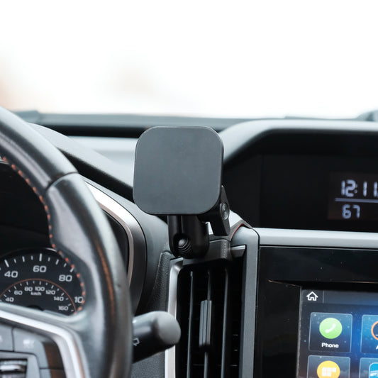 Subaru Crosstrek 2018-2023 | Forester 2019-2024| Impreza 2017-2023 Phone Mount with MagSafe - Offroam