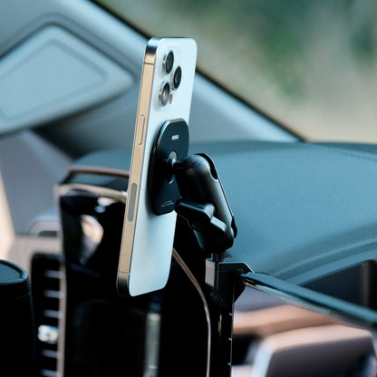 Chevrolet Silverado 2022-2025 | Silverado HD 2024-2025 and GMC Sierra 1500 2022-2025 | Sierra HD 2024-2025 with 13.4-in. display MagSafe-compatible Phone Mount