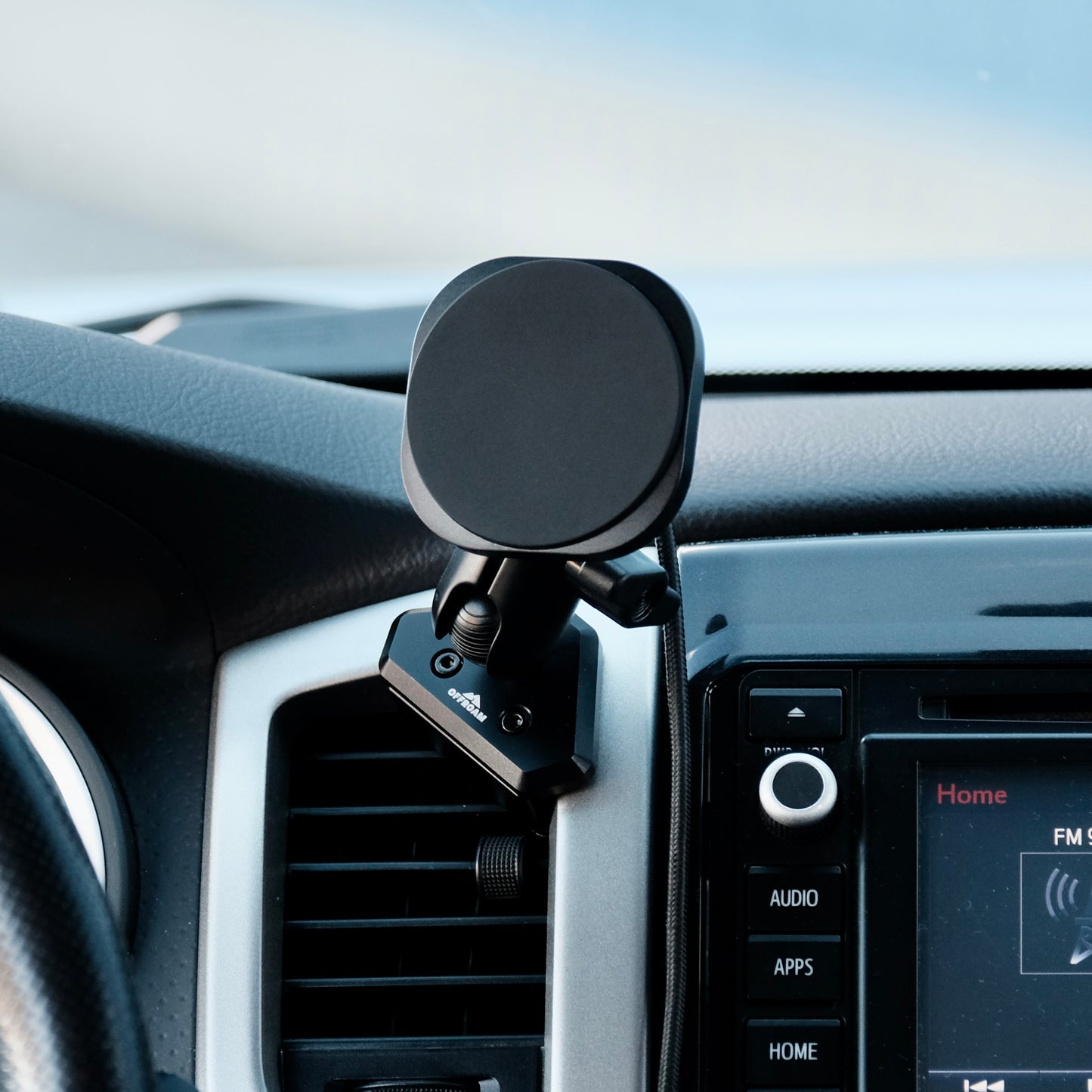 Toyota Tacoma 2012-2015 MagSafe-compatible Phone Mount