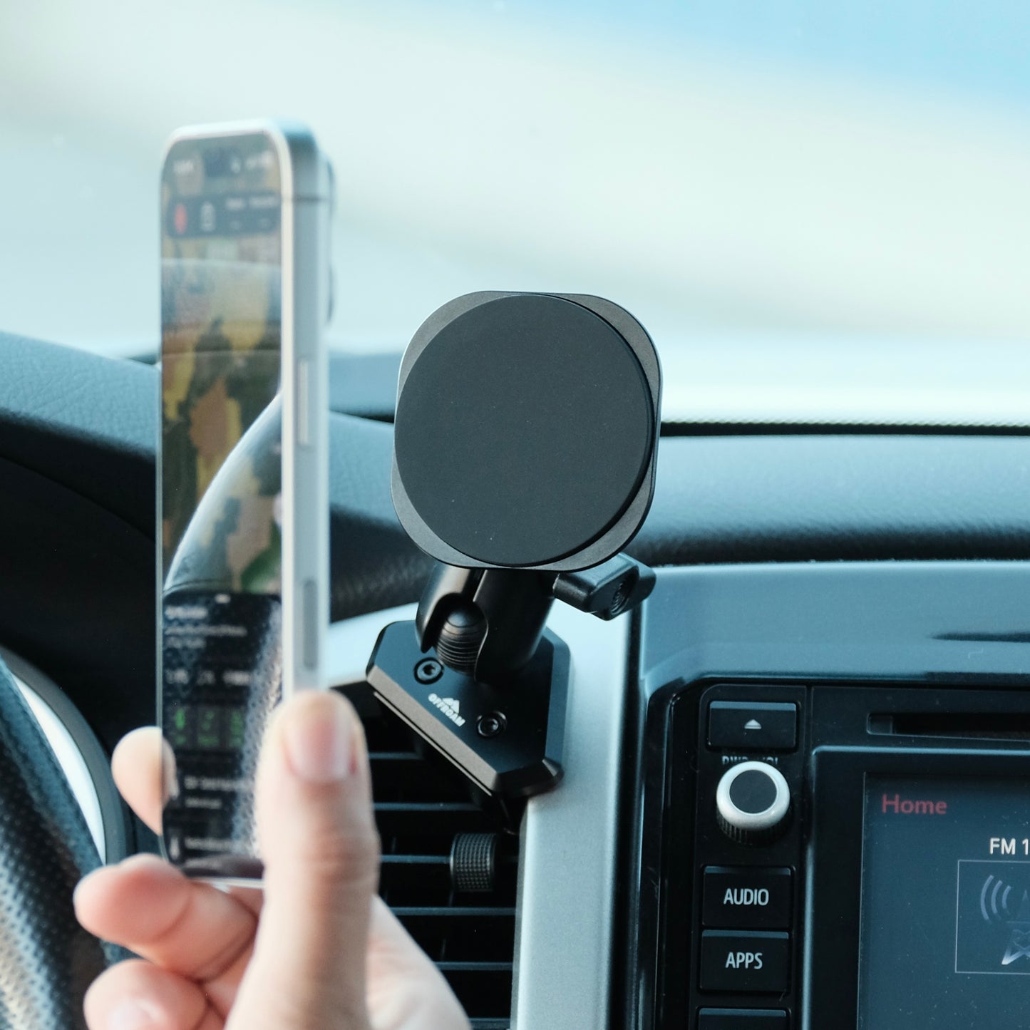 Toyota Tacoma 2012-2015 MagSafe-compatible Phone Mount