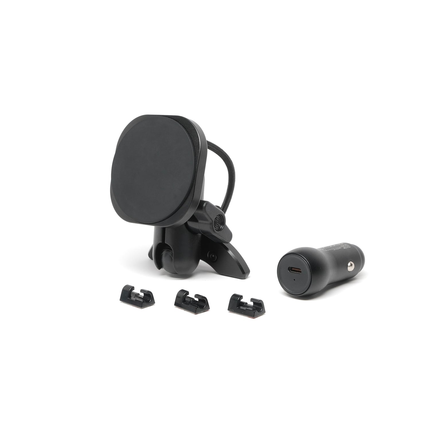 Offroam phone mount for Jeep Wrangler jK 2011-2018 vent dashboard. Qi2 fast charging with cable, USB-C power supply and cable management clips shown.