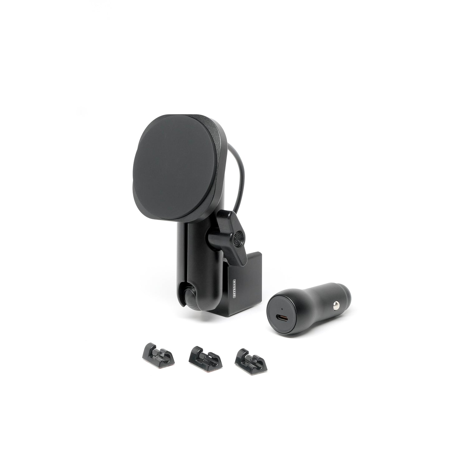 Offroam phone mont for Toyota Tacoma Gen 1 1996-2004 shown on white background. Strong magnet fast Qi2 charging.