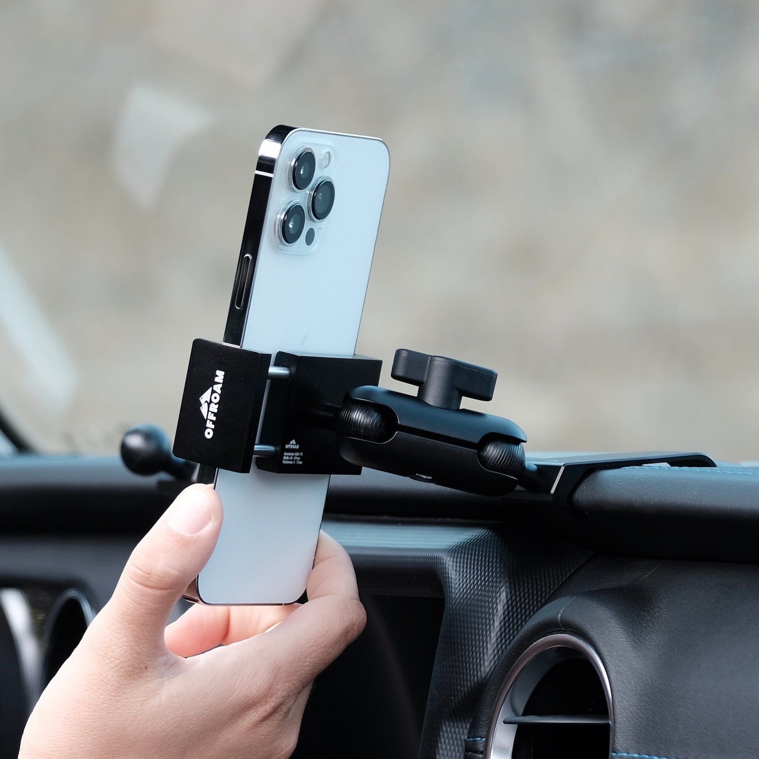 Jeep tj 2024 phone holder