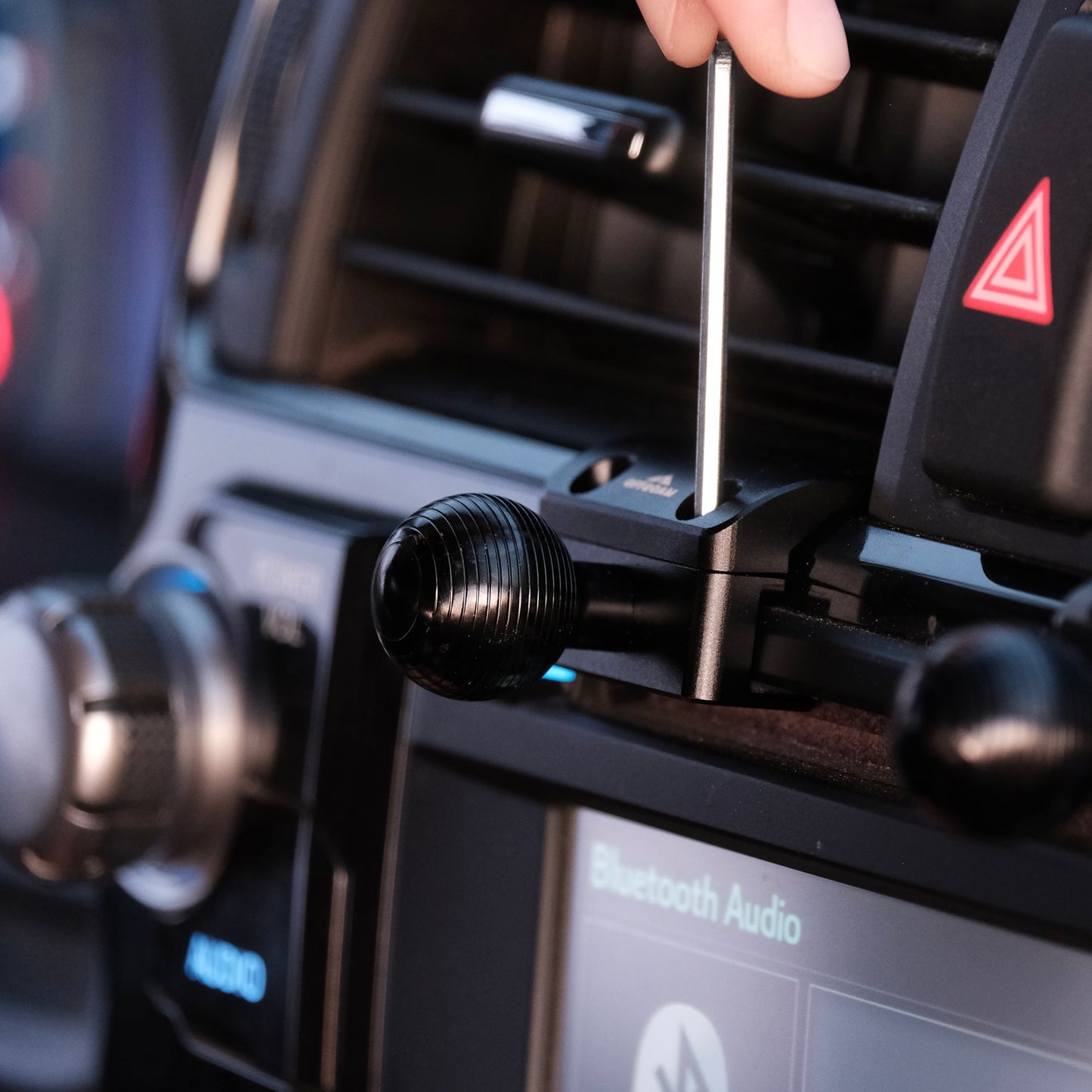 Phone Mount Kit - Toyota 4Runner (2014-2019) - Offroam